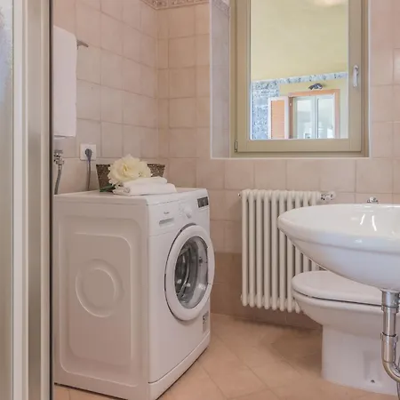 Apartment Varenna O Sole Mio Perledo