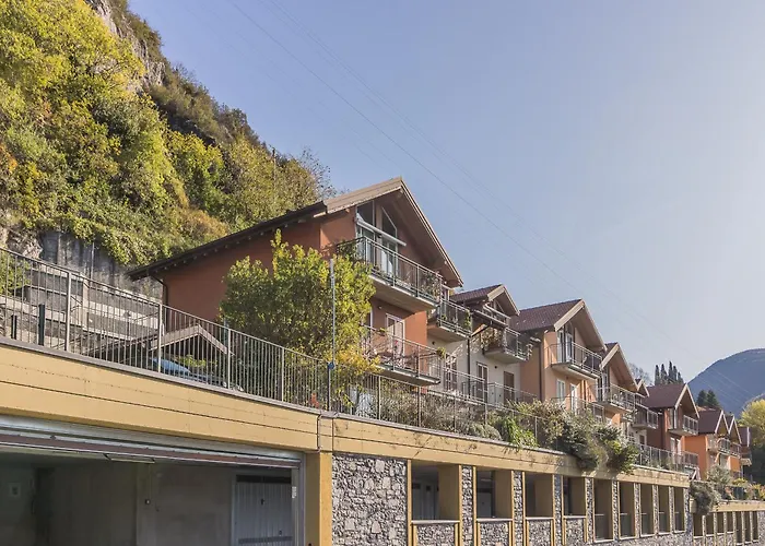 Varenna O Sole Mio アパート ペルレード